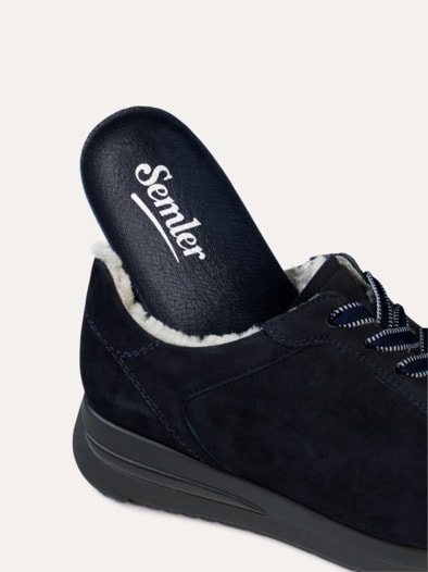 Lammfell-Sneaker Marine