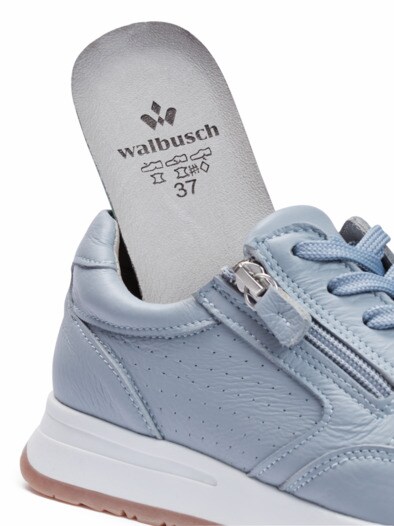 Hirschleder-Sneaker Himmelblau