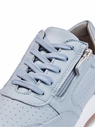 Hirschleder-Sneaker Himmelblau