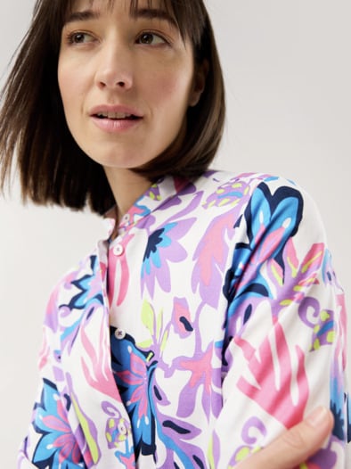 Stehkragenbluse Feel Good Blumendruck