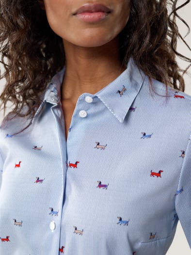 Extraglatt-Hemdbluse Everyday Dackeldruck