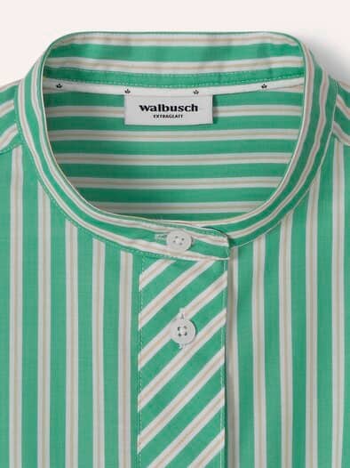 Extraglatt Stehkragen Bluse Kleegrün gestreift