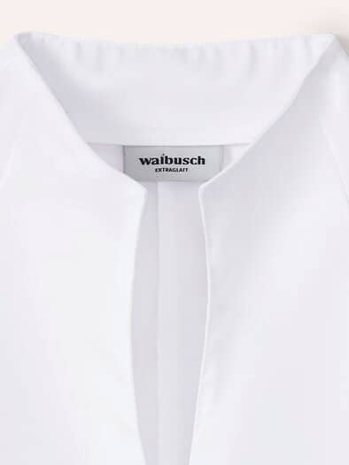 Extraglatt-Bluse Kelchkragen Weiß