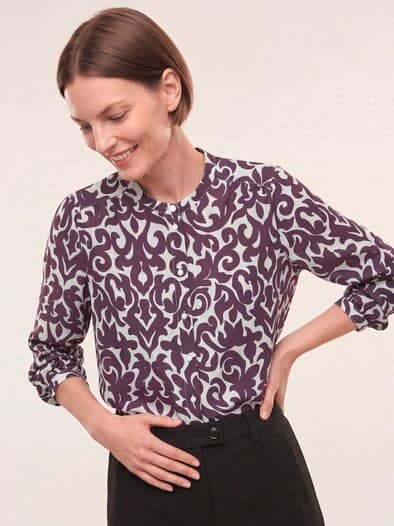 Bluse mit Seide Druck Cassis