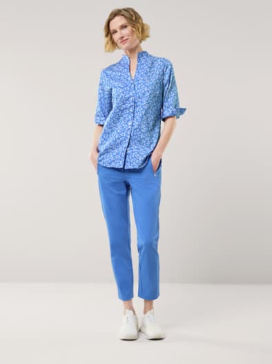 Extraglatt-Bluse Kelchkragen Minimal Königsblau