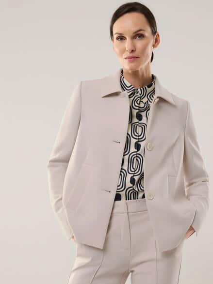 Kofferblazer in A-Linie Creme