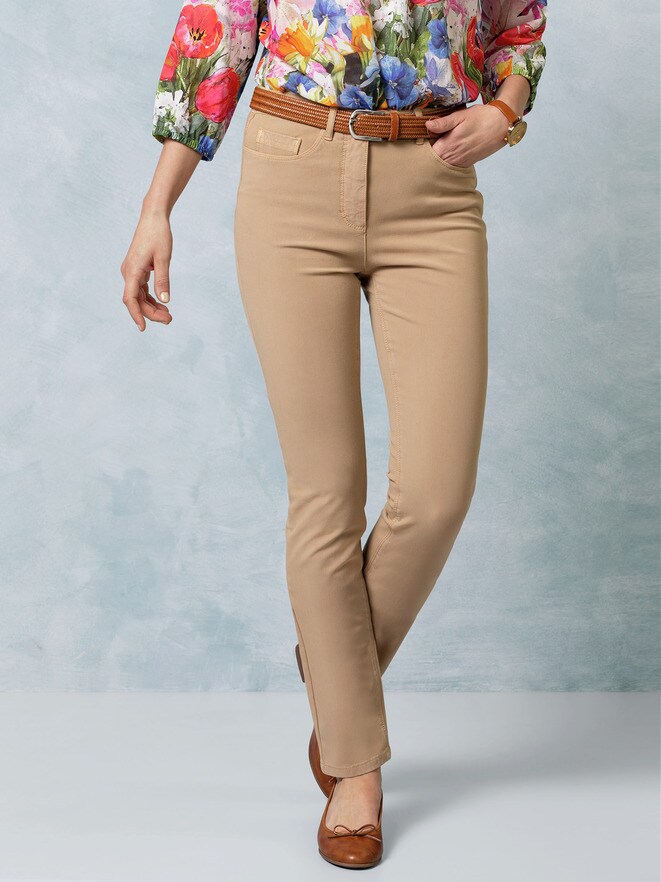 Passform Baumwollhose Feminine Fit Passform Baumwollhose Feminine Fit