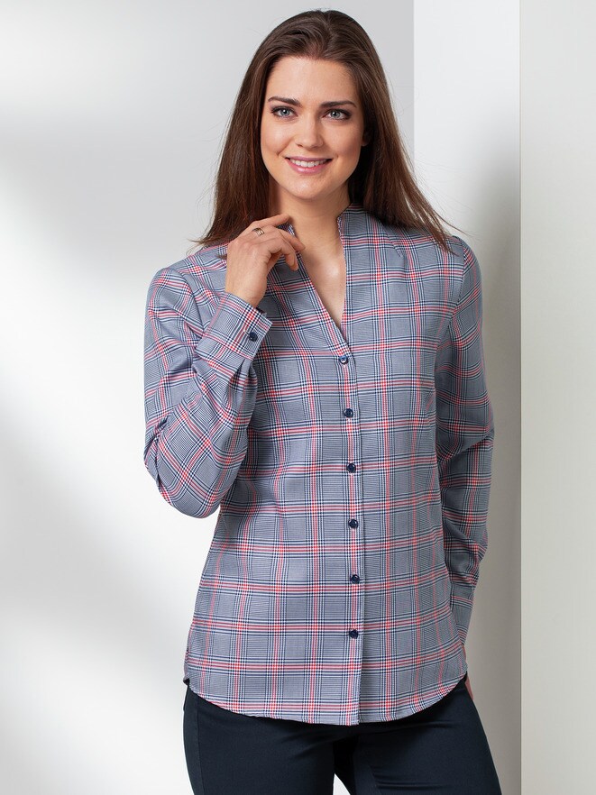 Extraglatt-Bluse Kelchkragen Extraglatt-Bluse Kelchkragen