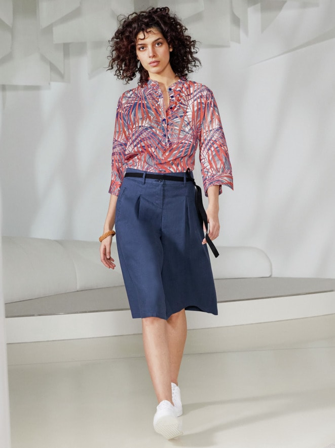 Outfit Viskose-Shirtbluse Künstlerdruck Outfit Viskose-Shirtbluse Künstlerdruck