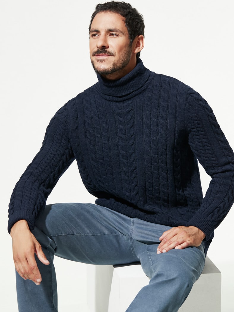 Aran-Zopfpullover Marine