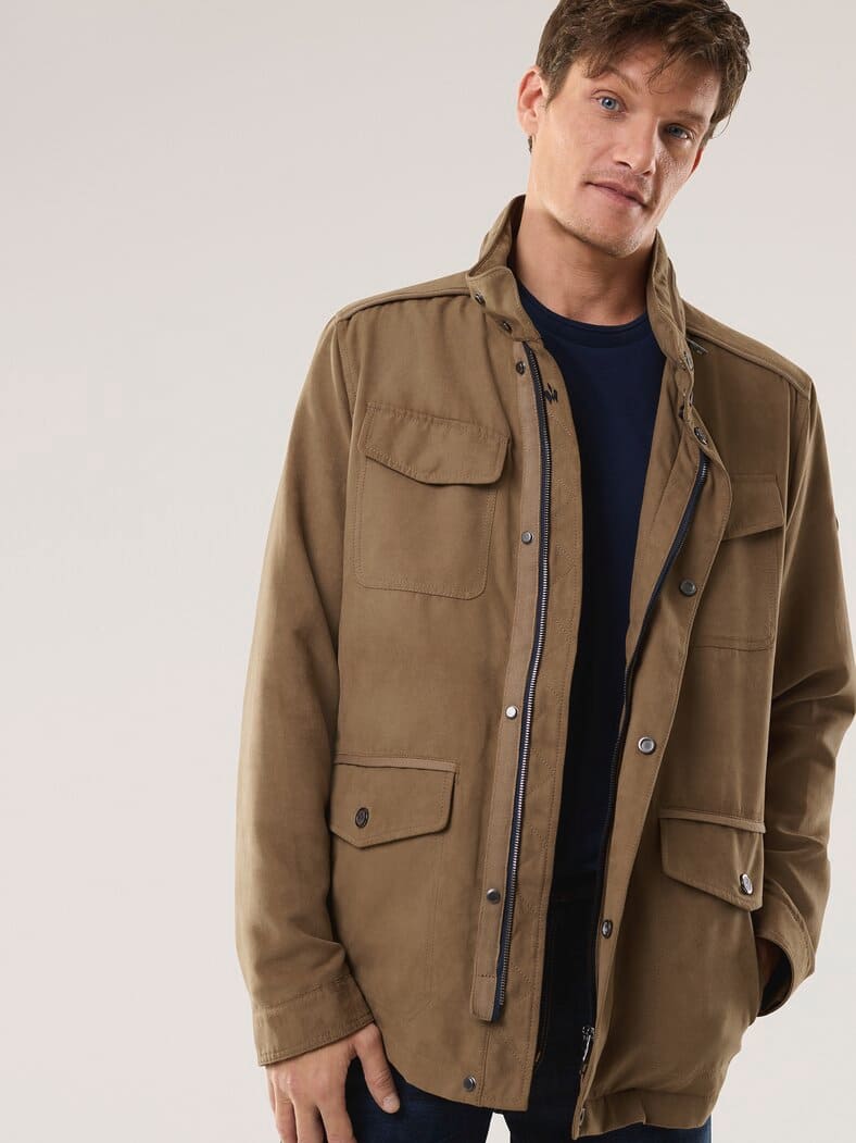 Ultraskin Multitaschen Jacke Cognac