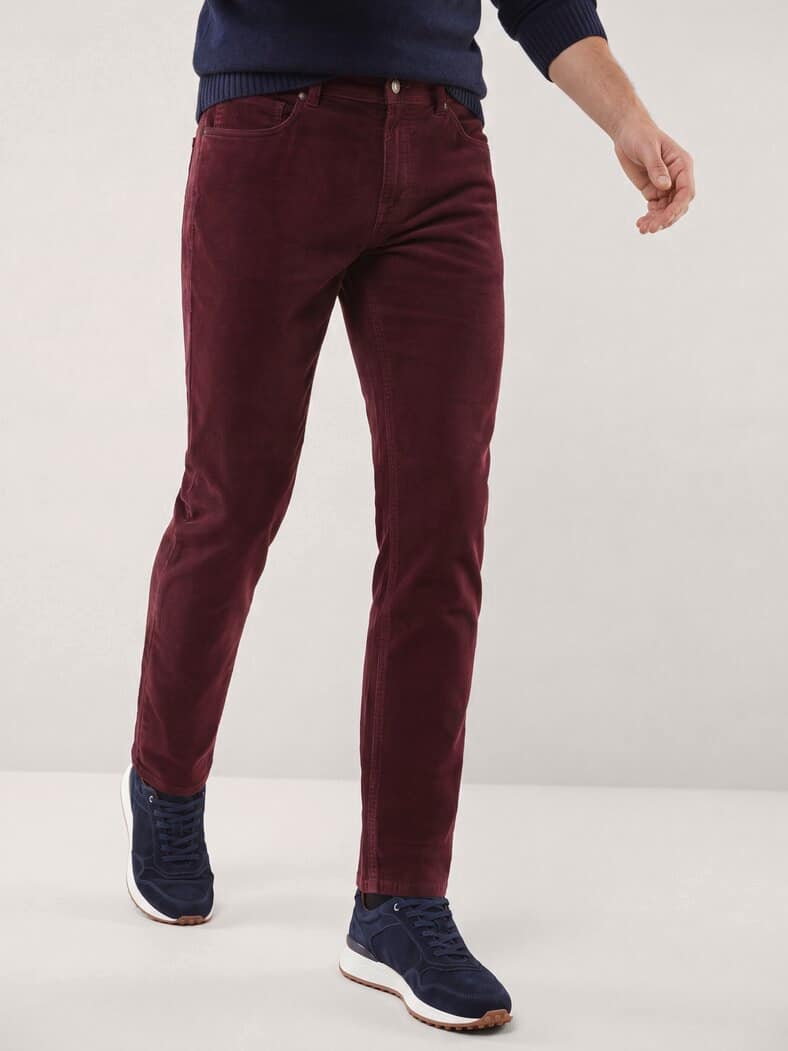 Five Pocket aus feinem Cord Bordeaux