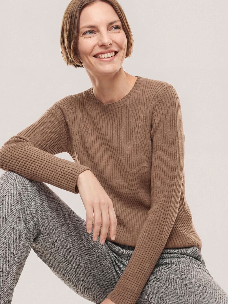 Baumwollmix Pullover in Rippenstrick Optik Praline