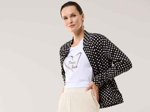 Gemütliche Homewear für Damen von Walbusch entdecken.
