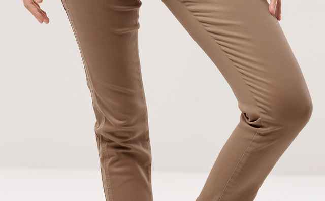 Abbildung 7/8-Baumwollhose Figurwunder in der Farbe Praline
